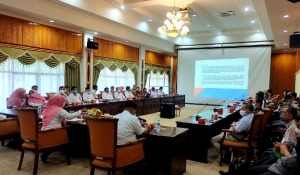 Bupati Erlina Ingatkan Perusahaan untuk Vaksin Karyawan dan Keluarga