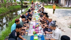 Ritual Budaya Robo-Robo Simbol Pererat Silaturahmi