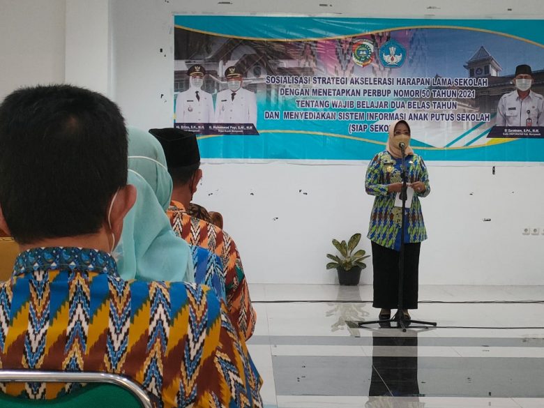 Bupati Erlina Launching ‘SIAP’ Sekolah