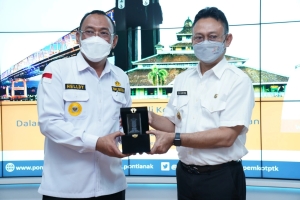 Cilegon Studi Banding Bantuan Parpol dan UMKM di Pontianak