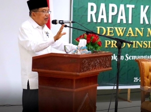 Jusuf Kalla Ajak Masyarakat Mempawah Memakmurkan Masjid
