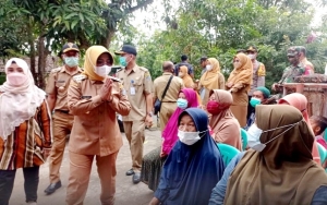 Bupati Erlina Tinjau Pelaksanaan Gebyar Vaksin BPC HIPMI Mempawah