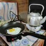 Antusias Gunakan Kompor Induksi