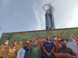 Menteri Sandi Kagum dengan Keunikan Titik Kulminasi di Pontianak