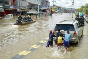 Status Tanggap Darurat Bencana Banjir di Sintang Diperpanjang
