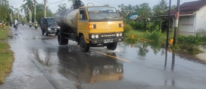 Pesisir Mempawah Direndam Rob
