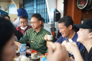 800 Warkop di Pontianak Serap Tenaga Kerja