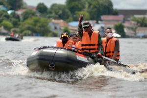 BNPB Tinjau Korban Banjir di Sintang