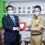 Terima Kunjungan Konsulat Malaysia, Edi Harap Kemudahan Perizinan Perusahaan di Pontianak