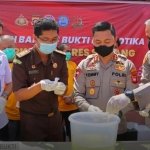 Berikan Apresiasi, Dewan Sintang Dukung Pemusnahan Barang Bukti Sabu