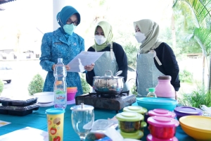 Cegah Stunting, PKK Gelar Lomba Olah Makanan Bumil dan Baduta