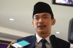 Pembahasan APBD 2024 Ditunda, Ronny Ungkap Alasannya…