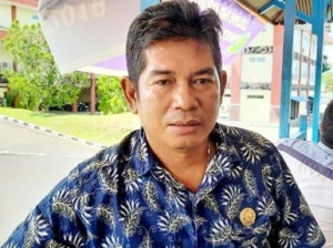 Desak Gubernur dan 11 Dewan Dapil Kalbar 7 Perhatikan Ruas Jalan Sintang-Serawai