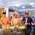 Kompak, Warna-warni Baju Adat Meriahkan Hari Jadi Mempawah ke-63