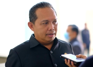 Pascabanjir, Wabup Pastikan Pemerintah Perbaiki Jalan Rusak dan Berlubang