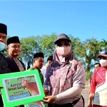 Idul Adha, Bupati Erlina Serahkan 24 Hewan Kurban