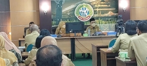 Manfaatkan Teknologi