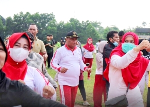 Mempawah Warnai HUT ke-77 RI dengan Jalan Santai dan Senam Sehat