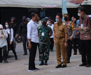 Pesan Jokowi untuk Edi: Jadikan Pontianak “Kota Hijau”