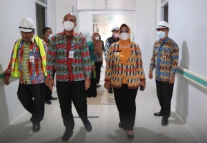 Tinjau Progres Pembangunan RS dr Rubini Mempawah