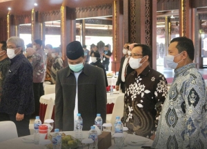 Sekda Mempawah Hadiri Pengukuhan Gurbernur Kalbar sebagai Ketua IKA UNTAN