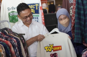82 Brand Thrifting Kalbar Ramaikan Pontianak Festival Week