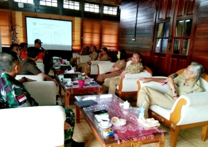 Bupati Jarot Minta Satgas Batingsor Pantau 10 Kecamatan Terdampak Banjir