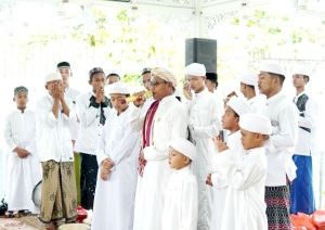 Lantunan Sholawat Nabi Bergema di Rumdis Bupati Mempawah