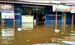 10 Kecamatan di Sintang Terdampak Banjir, Warga Diminta Waspada