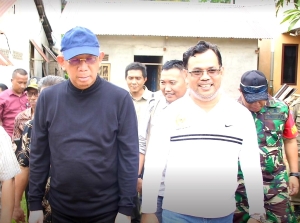 Gubernur Serahkan Bantuan RTLH Kalbar di Dusun Tabat, Sanggau