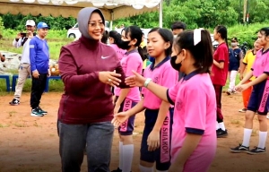 Berakhir di Desa Anjungan Dalam,  Bupati Erlina Ajak Rakyatnya Terapkan Pola Hidup Sehat dengan Germas