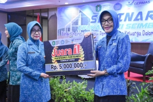 PKK Pontianak Borong Empat Penghargaan Tingkat Provinsi Kalbar