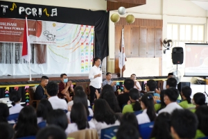 Pendidikan Politik Buat Siswa Melek Demokrasi