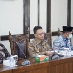 Lurah dan Camat Diminta Laporkan Penimbun Sembako