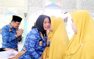 Bupati Lepas 26 Jamaah Umroh