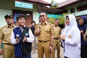 Kado Ultah Istimewa Buat Joe Vandes
