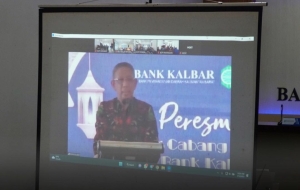 Berharap Bank Kalbar Mampu Bersaing dengan Bank Lain