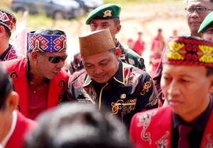 Wabup Melkianus Ajak DAD Bersinergi Membangun Sintang