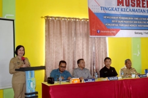 Sekda Yosepha Minta Kades dan Lurah Usulkan Pembangunan yang Sentuh Kebutuhan Dasar Masyarakat