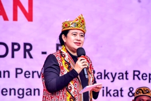 Ketua DPR Janji Renovasi dan Bangun Baru Rumah Betang Ensaid Panjang