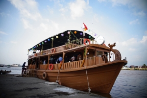 Kapal Wisata Senghie Tampilkan Keindahan Sungai Kapuas