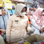 Jelang Ramadan, Bupati Erlina Pantau Langsung Harga dan Stok Sembako