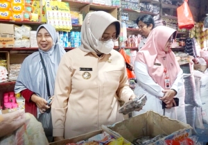 Jelang Ramadan, Bupati Erlina Pantau Langsung Harga dan Stok Sembako
