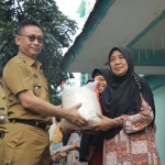 196 KK Penghuni Rusunawa Terima Bantuan Beras