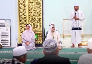 Pesan Wabup Kepada Jamaah Masjid Babul Jinan: Bangun Kebersamaan dan Jaga Kekompakan