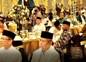 Wabup Pagi Hadiri Buka Puasa Bersama Civitas Akademika Universitas OSO