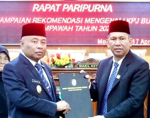 Wabup Pagi Sampaikan Rekomendasi LKPJ Bupati Mempawah TA 2022