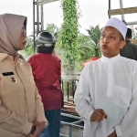 Bupati Erlina Tinjau Lokasi Semburan Lumpur Wajok Hilir