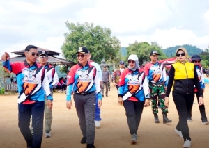 Bupati Erlina Dukung dan Apresiasi Kejuaraan Paralayang Trip Indonesia 2023