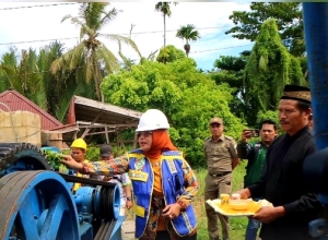Jembatan Pulau Pedalaman – Kuala Mempawah Mulai Dibangun, Erlina Minta Pelaksana Kerja Propesional